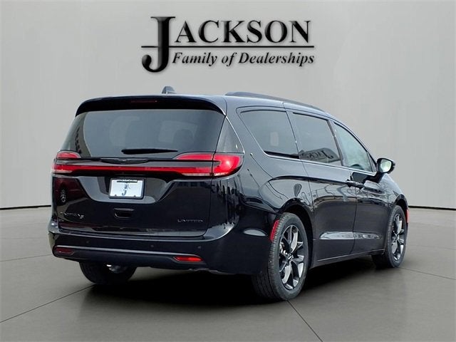2024 Chrysler Pacifica Limited