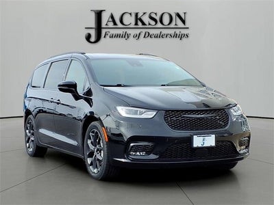 2024 Chrysler Pacifica Limited