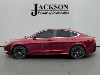 2017 Chrysler 200 Limited Platinum