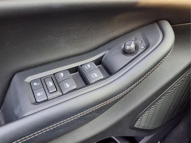 2023 Jeep Grand Cherokee Laredo 4x4