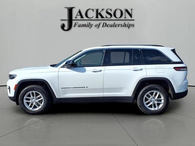 2023 Jeep Grand Cherokee Laredo 4x4