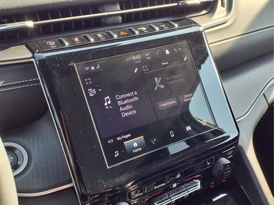 2023 Jeep Grand Cherokee Laredo 4x4
