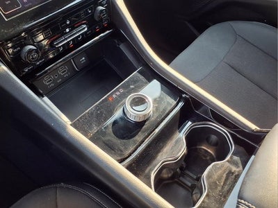 2023 Jeep Grand Cherokee Laredo 4x4