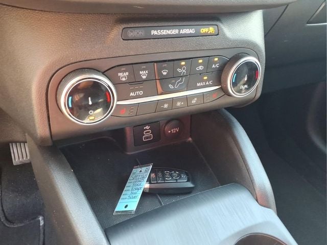 2025 Ford Escape ST-Line Select