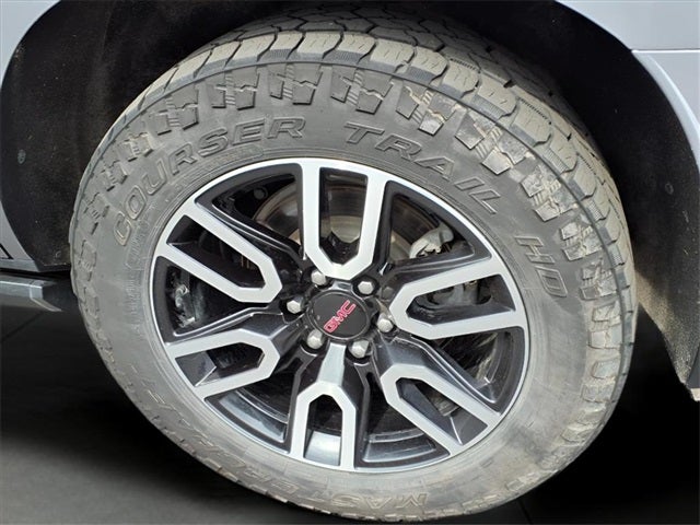 2021 GMC Yukon 4WD AT4