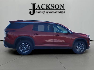2024 Chevrolet Traverse AWD LT