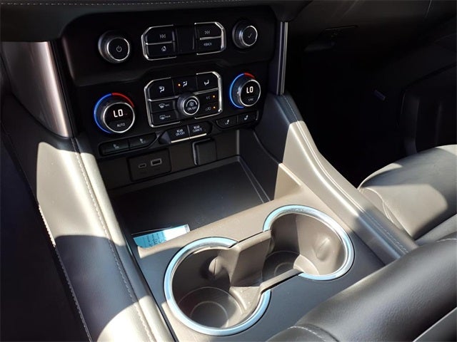 2021 Chevrolet Suburban 4WD LT