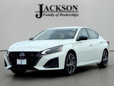2024 Nissan Altima SR FWD