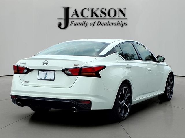 2024 Nissan Altima SR FWD