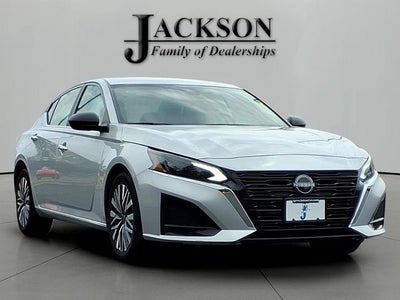 2024 Nissan Altima SV FWD