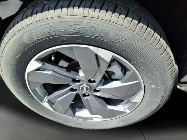 2025 Nissan Rogue SV FWD