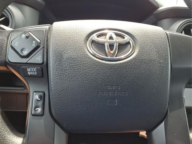 2016 Toyota Tacoma SR