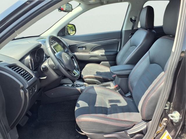 2024 Mitsubishi Outlander Sport Base