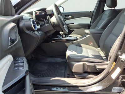 2025 Chevrolet Trax FWD LT