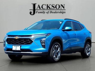 2025 Chevrolet Trax FWD LT