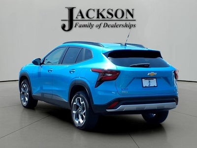 2025 Chevrolet Trax FWD LT