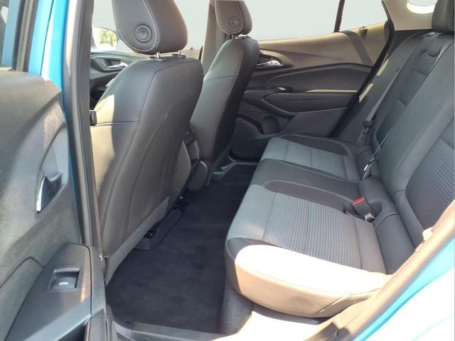 2025 Chevrolet Trax FWD LT