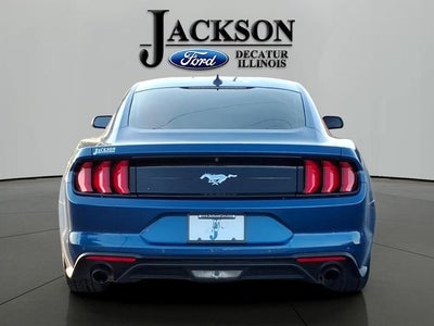 2022 Ford Mustang EcoBoost