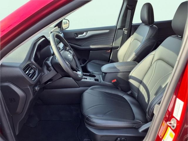 2026 Ford Escape Platinum