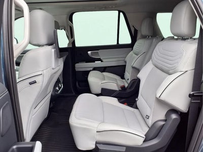 2027 Ford Expedition Max Platinum