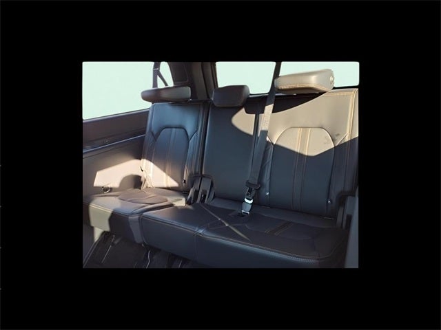 2022 Ford Expedition Max Platinum