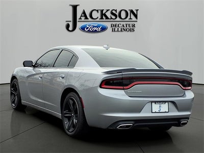 2017 Dodge Charger SXT