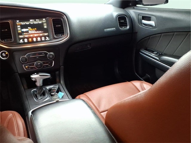 2017 Dodge Charger SXT