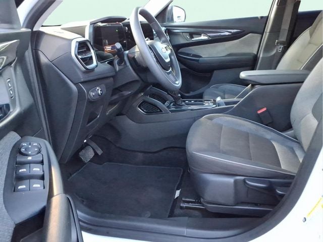 2025 Chevrolet TrailBlazer LS