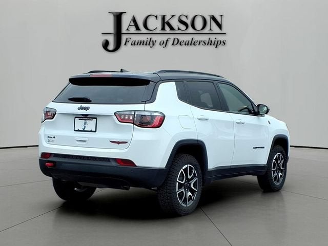 2025 Jeep Compass Trailhawk